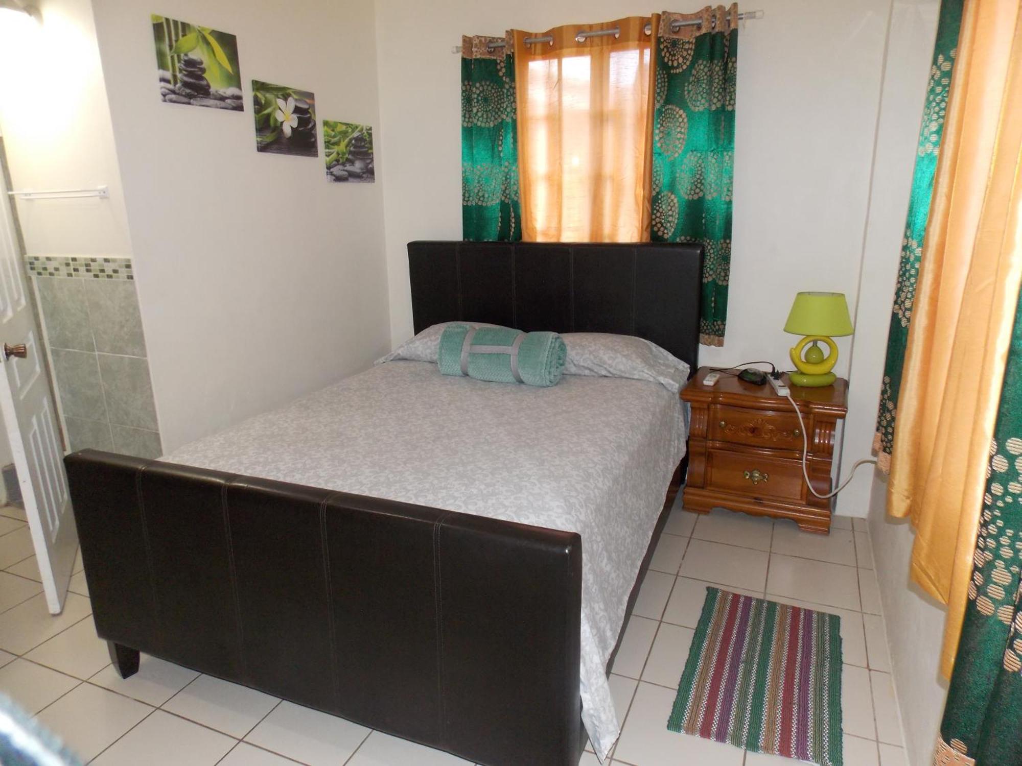 Stewart Apt- Trincity, Airport, Washer, Dryer, Office, Cable , Wifi Экстерьер фото