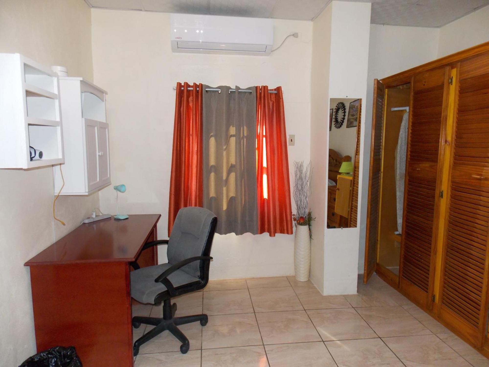 Stewart Apt- Trincity, Airport, Washer, Dryer, Office, Cable , Wifi Экстерьер фото